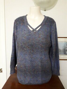 Sweater by Cleo Petites in size XL - Blue with detailed neckline